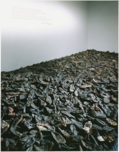 Shoes from Majdanek prisoners